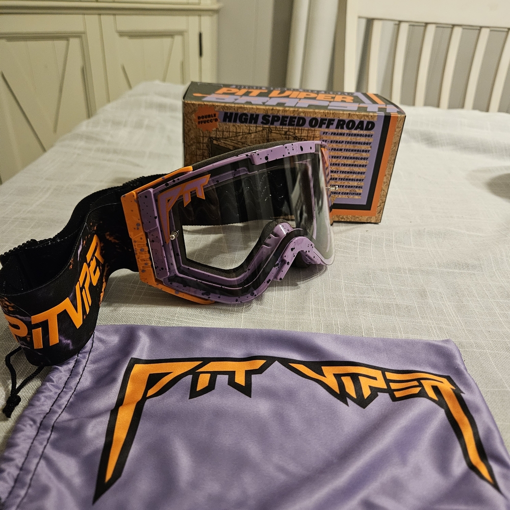 Pit Viper  The BrapStrap High Speed Off The Roaf Goggles - Purple and Orange NEW - Picture 2 of 3